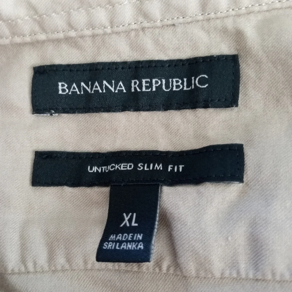 BANANA REPUBLIC Untucked Slim 100% Lightweight COTTON Khaki Tan Shirt | XL - Picture 9 of 9